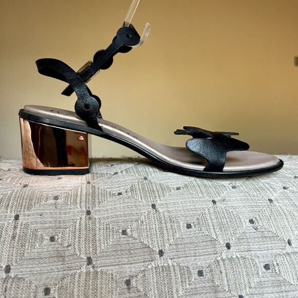 Ivy Kirzhner NY Lala Black Leather w/ Rose Gold Block Heel Sandal 38.5 US 8 - 8. - Picture 3 of 16